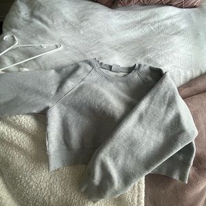 Grey TNA aritzia crew, cropped and size XL, runs a bit small, almost brand new!